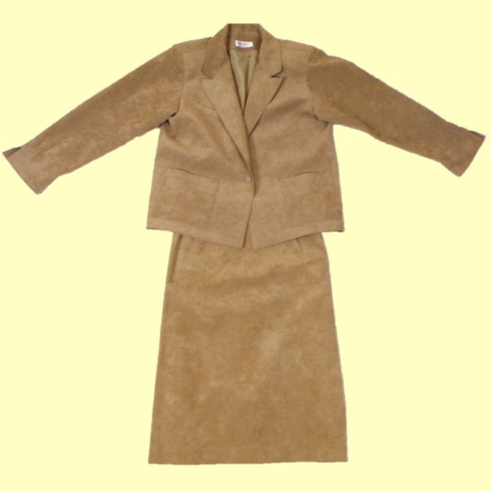 Women's Two-Piece Tan Skirt Suit - Classic Workwear